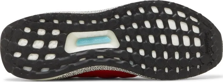 Adidas UltraBoost 5.0 DNA 'Vivid Red' sneakers, red