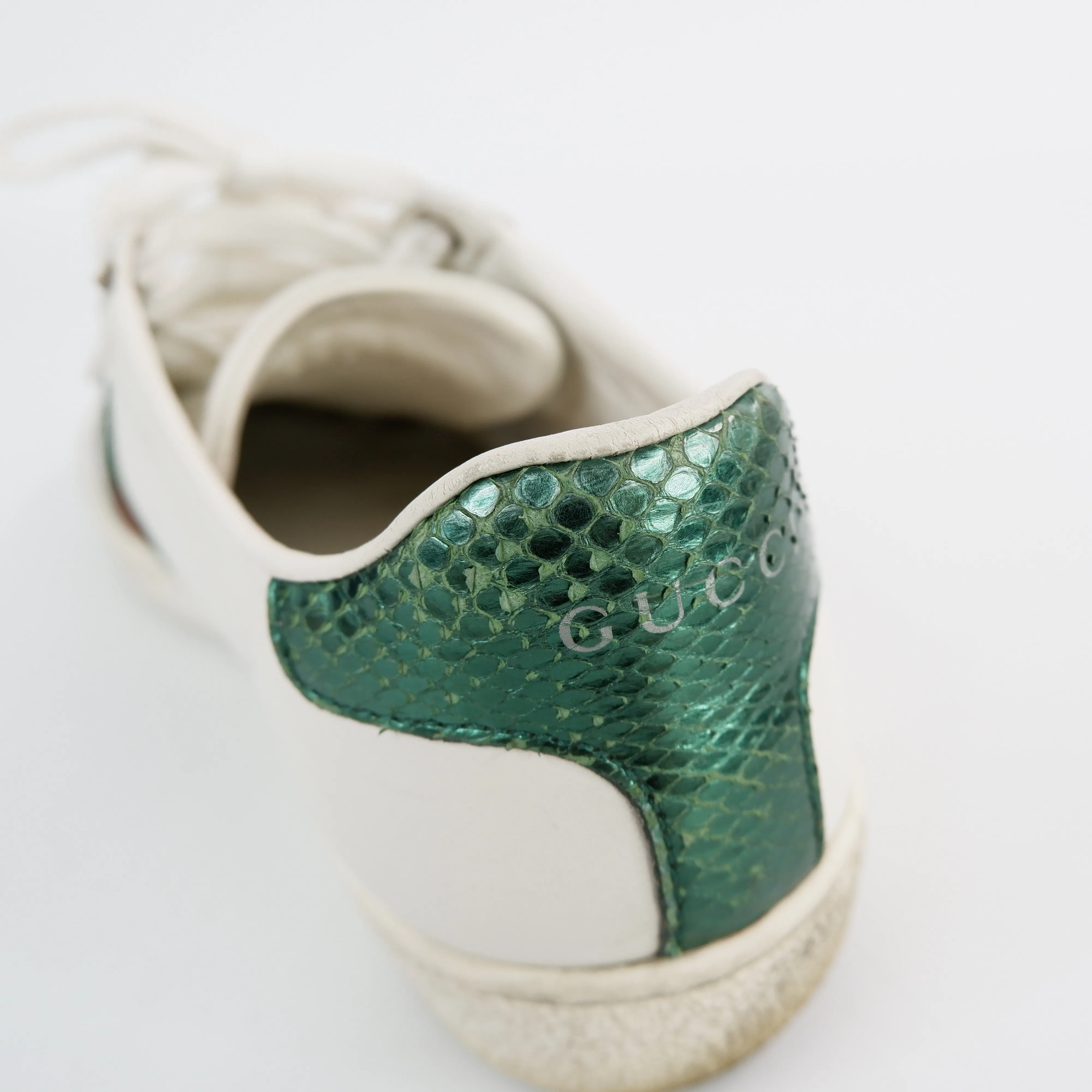 Gucci Ayers Bee Embroidered Womens Ace Sneaker White 35