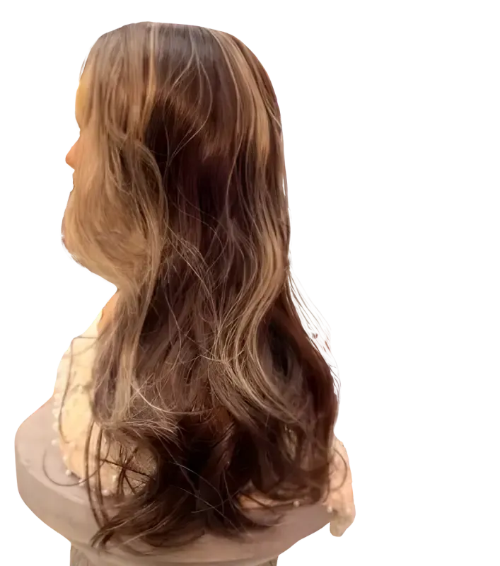 Porscha | Synthetic Long Loose Waves with Layered Cut
