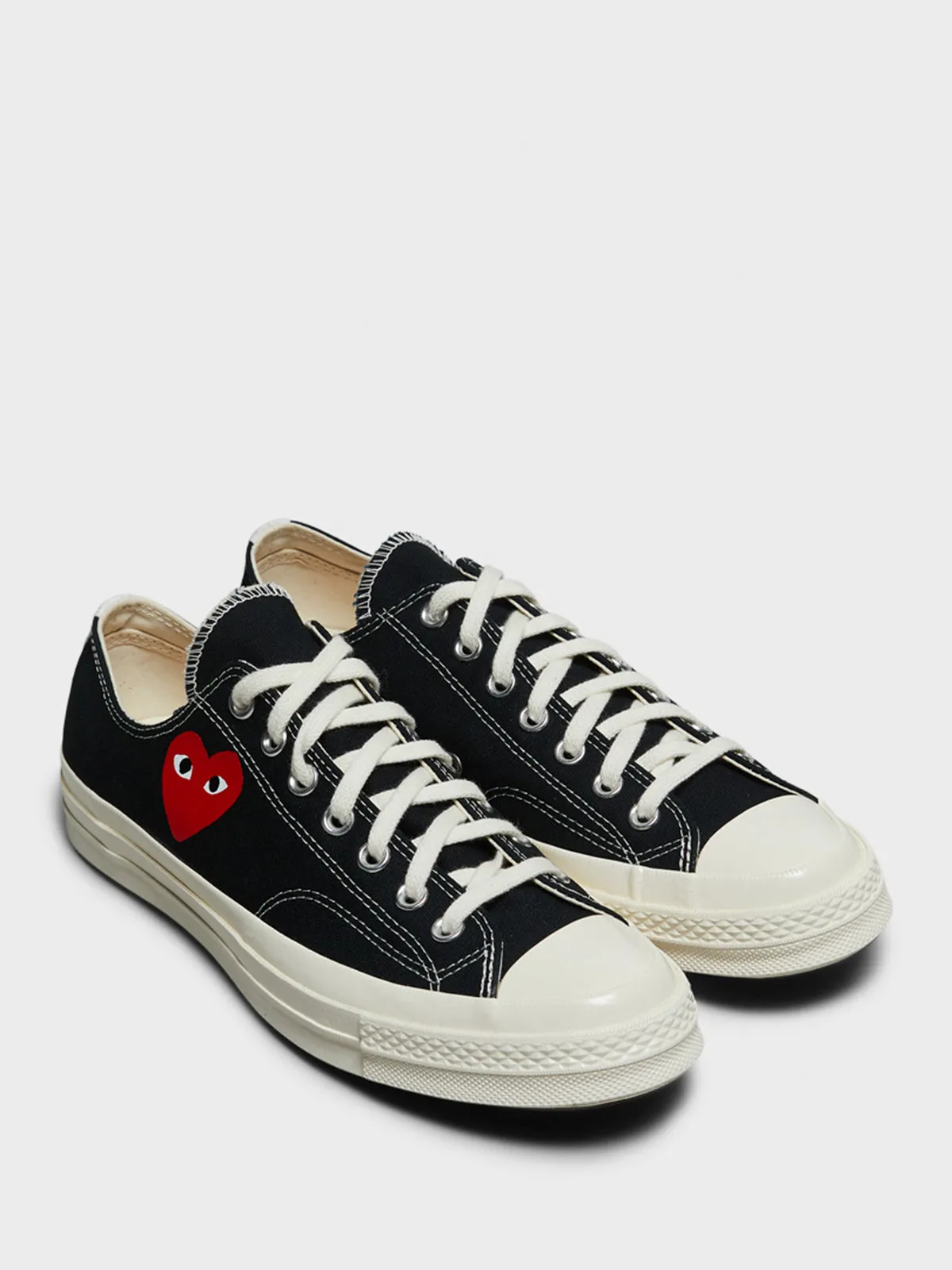 Small Red Heart Low Top Sneakers in Black